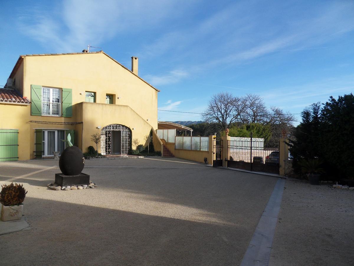 Domaine De L'Olibaou Bed and Breakfast Venelles Buitenkant foto